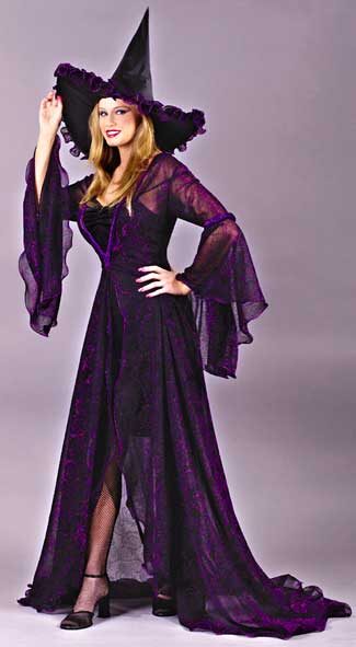 Adult deals witch costume